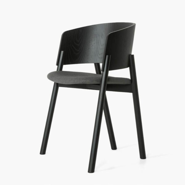side view of alcora chair